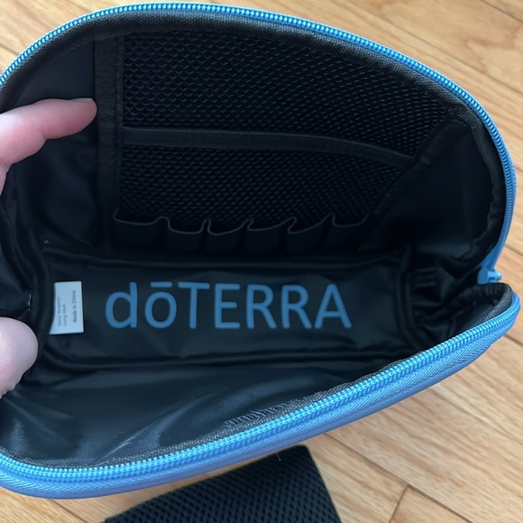 Doterra case - Picture 2 of 4